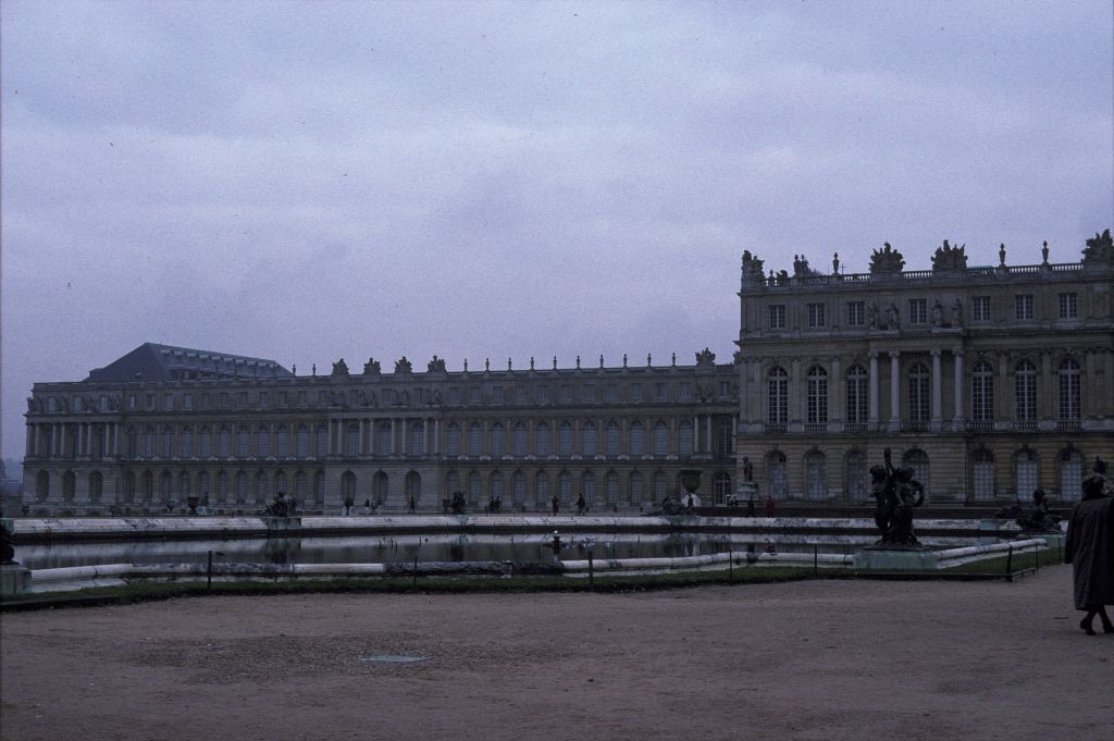 Rear view of Versailles