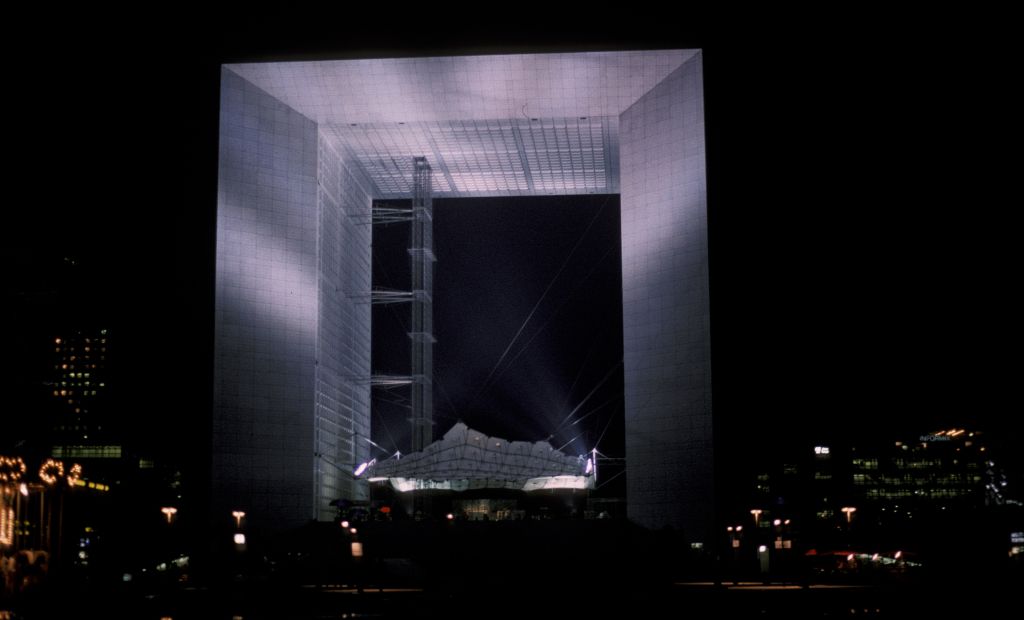La Grande Arc De La Defense at night