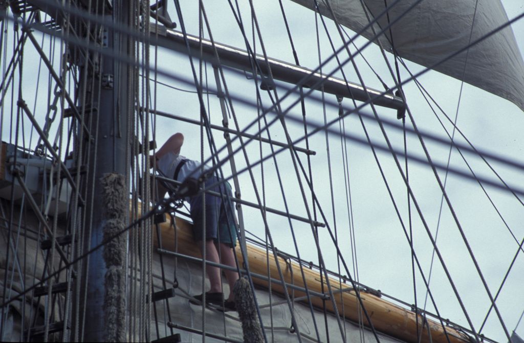 Tall Ships: Working in rigging