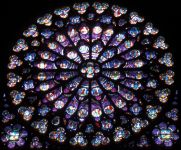 1999_10_14:27	Notre Damme: Stained glass