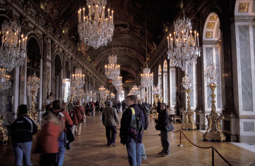 Versailles: Long hall