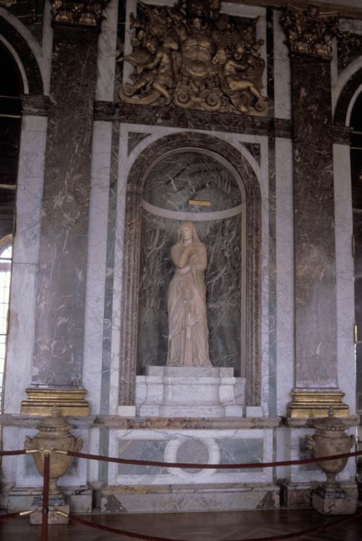 Versailles: Statue