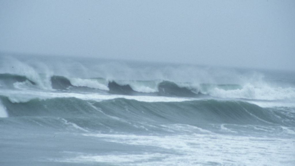 Route 1(San Fransisco to Monteray): waves