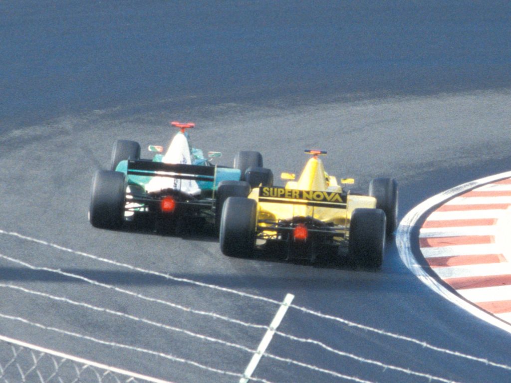 F3000 Race Interlocked