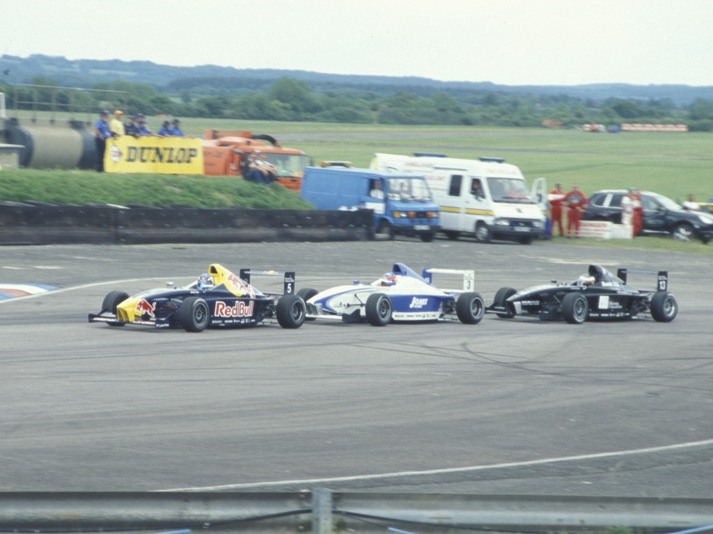 Thruxton, Formula BMW Nose to tail