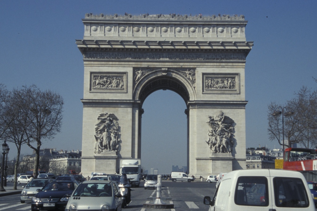Arc De Triumphe