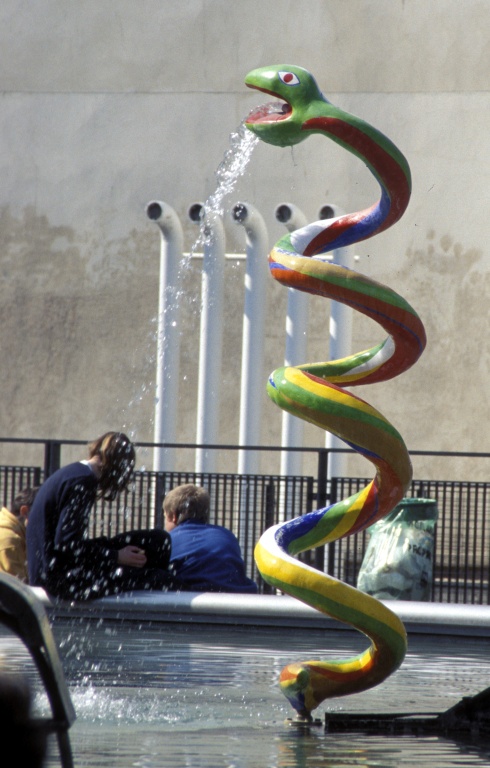 Helical Snake Fountain